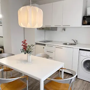  Appartamento Renovated City Center Apt End Of Sept 23